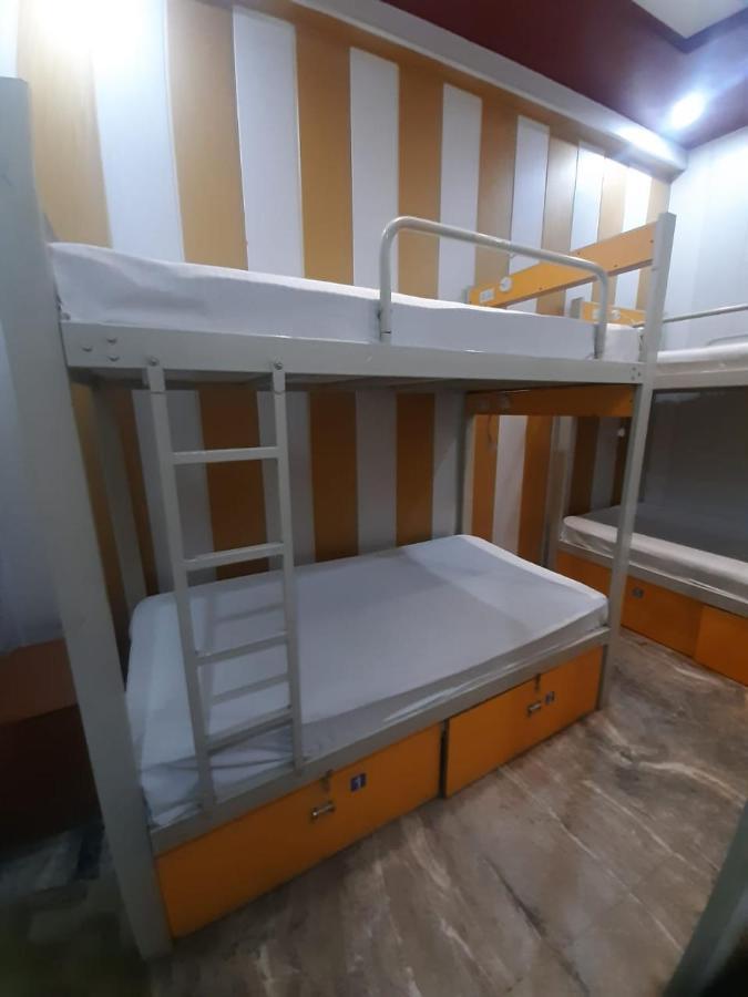 Friends Guest House & Hostel- Near Taj Mahal Agra  Exterior photo