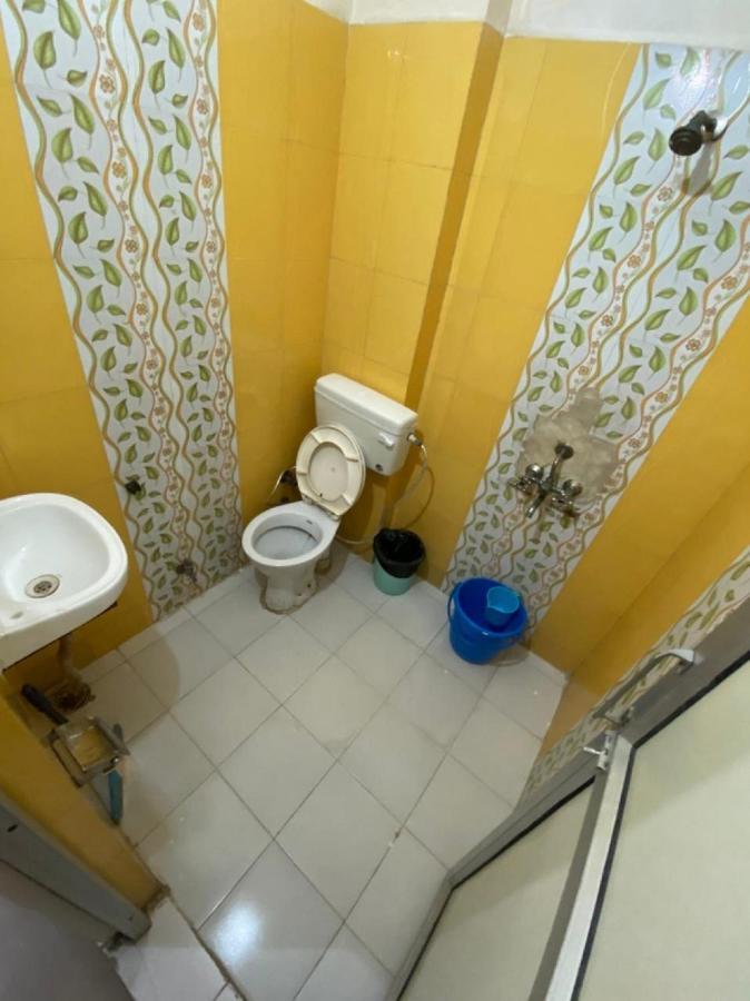 Friends Guest House & Hostel- Near Taj Mahal Agra  Exterior photo